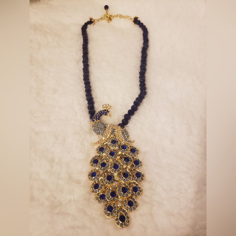Beautiful Peacock Rhinestone Necklace! **BRAND NEW**